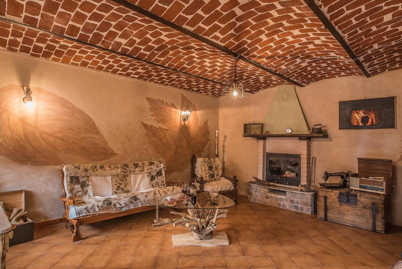 Villa Casa Delle Foglie Sussurranti à Asti Extérieur photo