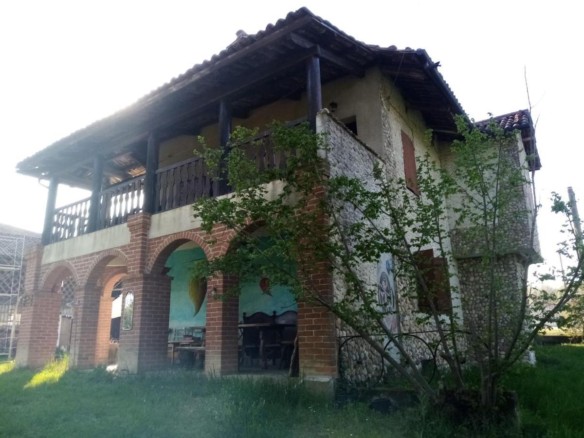 Villa Casa Delle Foglie Sussurranti à Asti Extérieur photo
